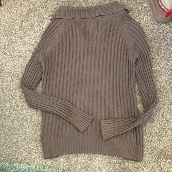 St. John's Bay Brown Women's Cardigan Sweater - Picture 3 of 3